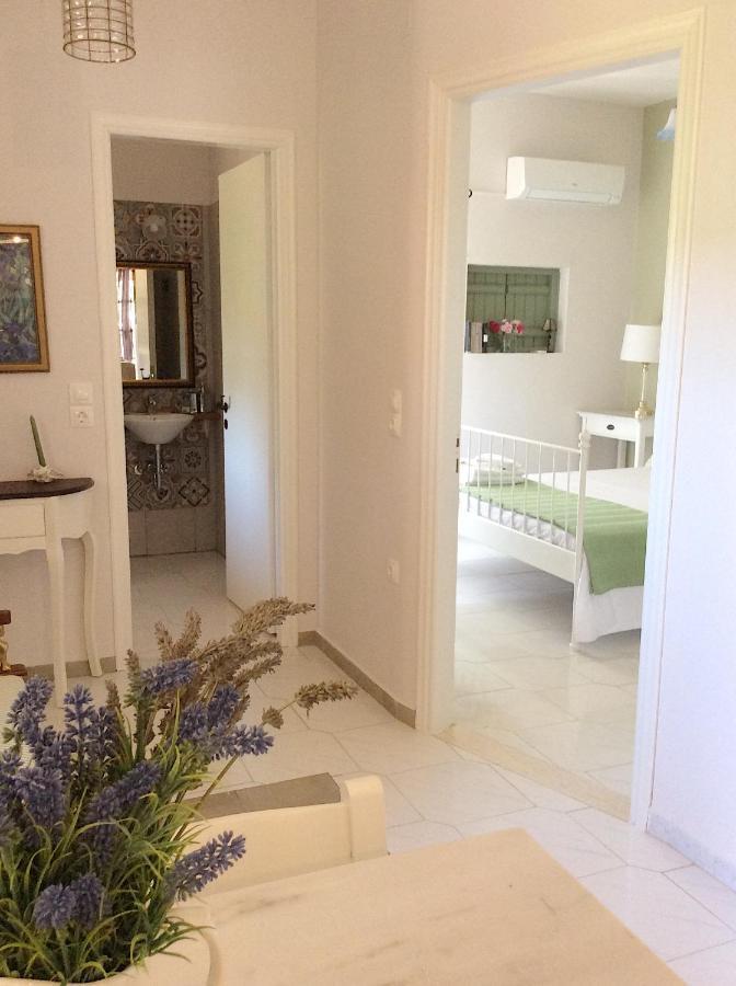 Kefalonia Apartments - Marias Studios - 2 Bedroom Apartment In Orchard, Spartia ภายนอก รูปภาพ