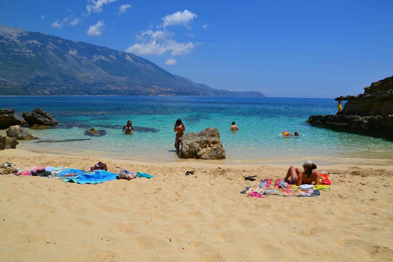Kefalonia Apartments - Marias Studios - 2 Bedroom Apartment In Orchard, Spartia ภายนอก รูปภาพ